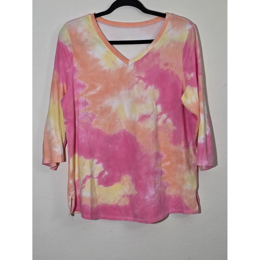belle by Kim Gravel Top in White with Gold Logo